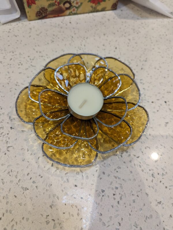 Gold 3D flower with Tea light candle